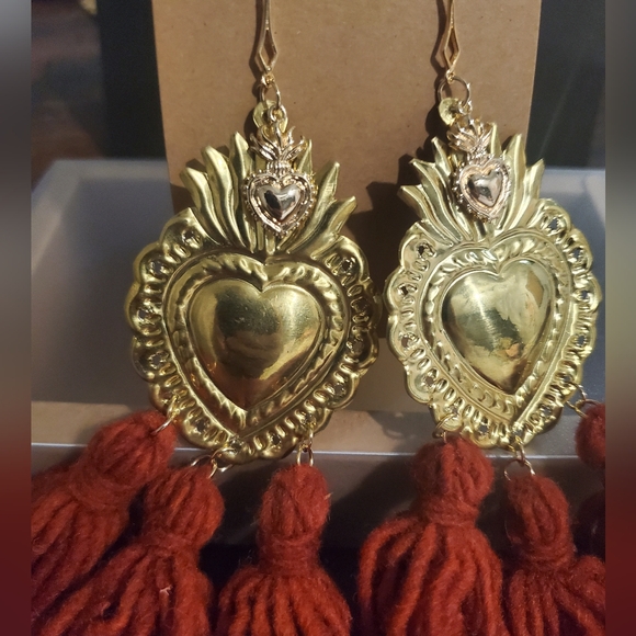 Beautiful hand made super lightweig laton heart and organic wool from Oaxaca Mx. - Picture 2 of 8